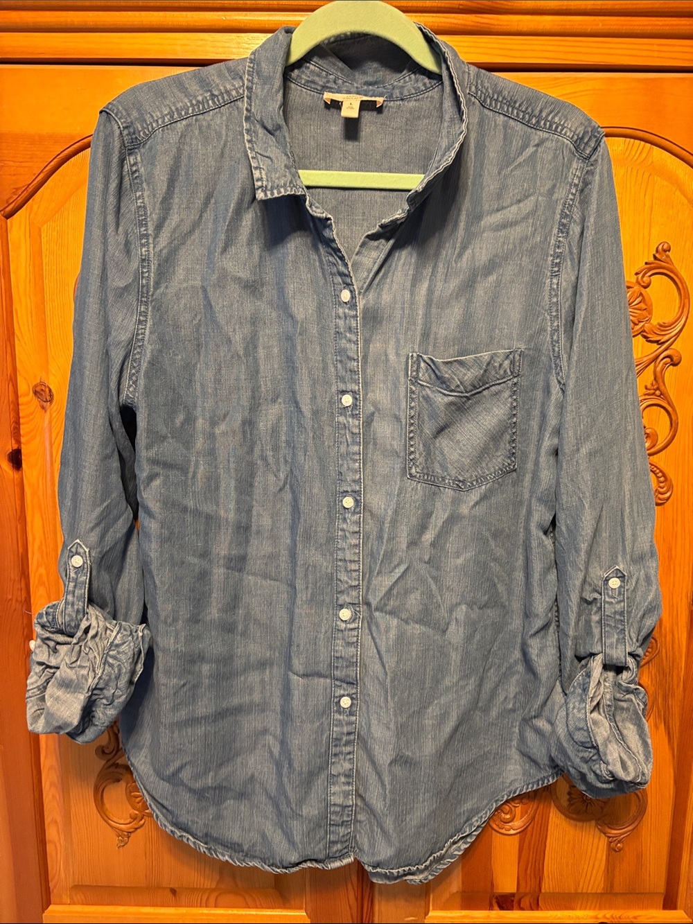 Como Vintage Light Blue Denim Button-Down Shirt